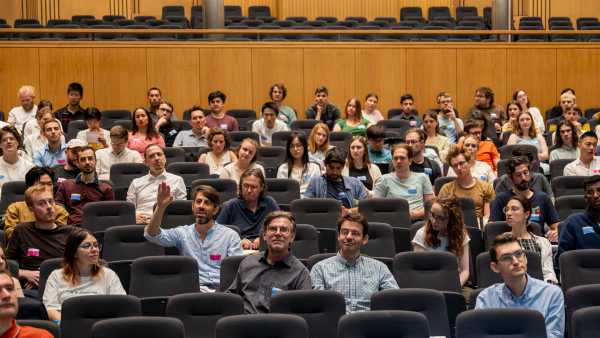 Audiences in Audi Max